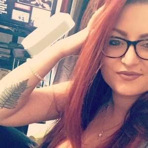 Meet your Posher, Halley